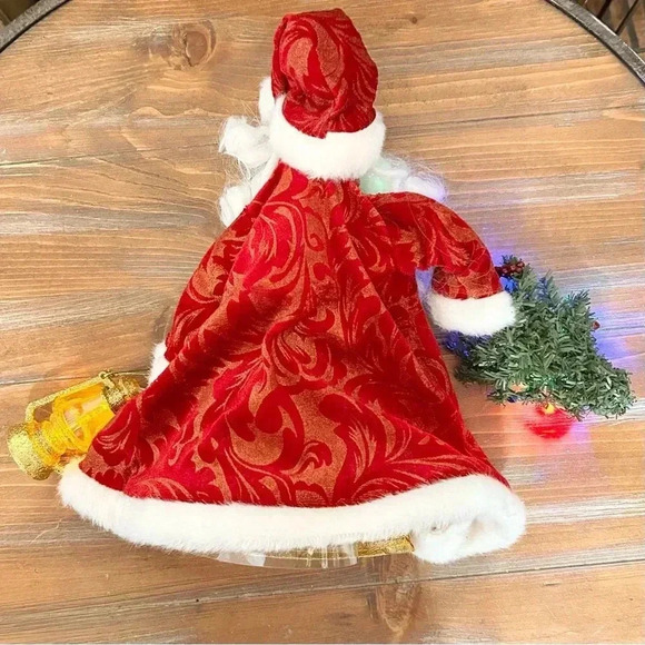 Battery Operated Light Up Santa Christmas Tree Topper Decoration With Lantern - Picture 3 of 13